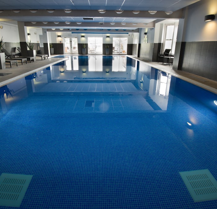 Pool at Macdonald Old England